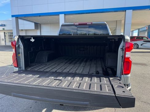 New 2026 Chevrolet Silverado 1500 LT Trail Boss w/ Convenience Package II image 9