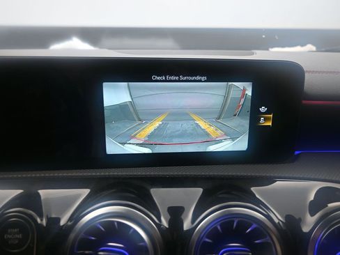 Used 2023 Mercedes-Benz CLA 250 4MATIC image 33