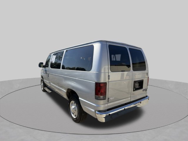 Used 2013 Ford E-350 and Econoline 350 XLT RWD image 7