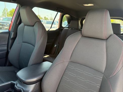 Used 2025 Toyota RAV4 SE AWD/4WD image 13