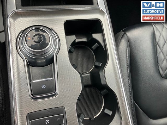 Used 2024 Ford Edge Titanium AWD/4WD image 11
