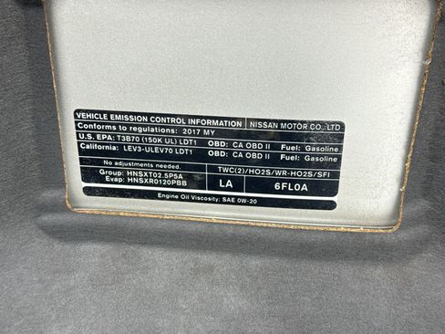 Used 2017 Nissan Rogue SV w/ SV Premium Package FWD image 20