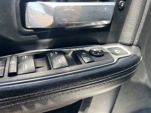 Used 2022 RAM 2500 Laramie AWD/4WD image 30