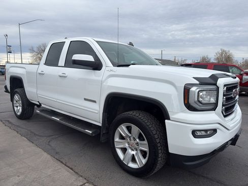 Used 2018 GMC Sierra 1500 4x4 Double Cab image 18
