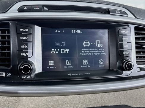 Used 2018 Kia Sorento AWD image 18