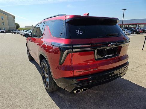 Used 2024 Chevrolet Traverse RS w/ LPO, Floor Liner Package image 3