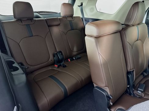 New 2026 Honda Pilot Touring image 29