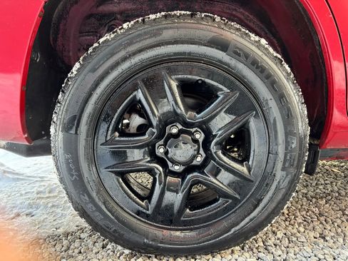 Used 2011 Toyota RAV4 4WD image 7