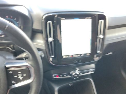 Certified 2023 Volvo XC40 B5 Plus w/ Driver Assist Package image 16