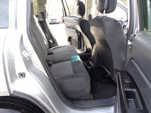 Used 2016 Jeep Compass Sport w/ Power Value Group image 13