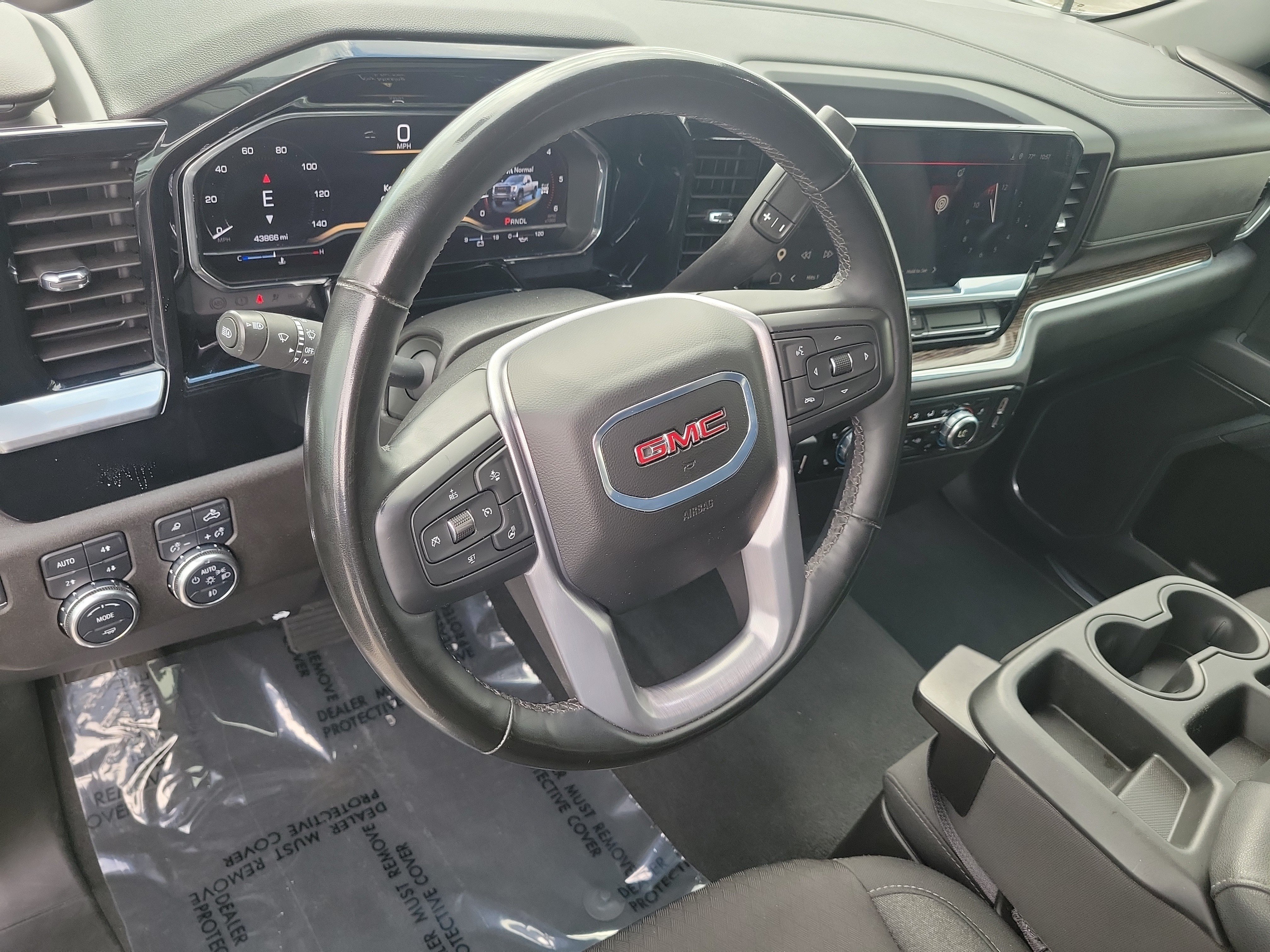 Used 2024 GMC Sierra 2500 SLE w/ SLE Value Package; AWD/4WD image 12