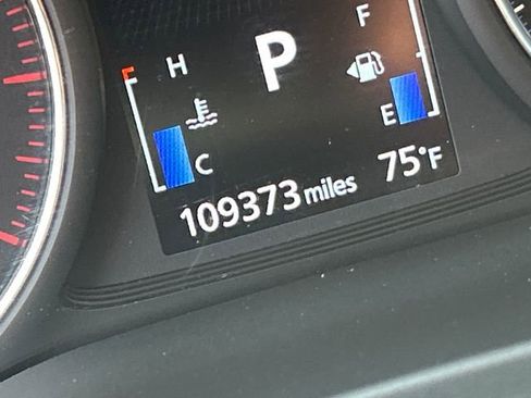 Used 2019 Mitsubishi Outlander SE image 17