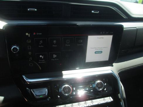 Used 2025 GMC Sierra 3500 Denali w/ Denali Reserve Package AWD/4WD image 32
