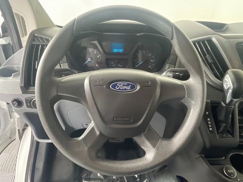Used 2017 Ford Transit 150 XL image 17