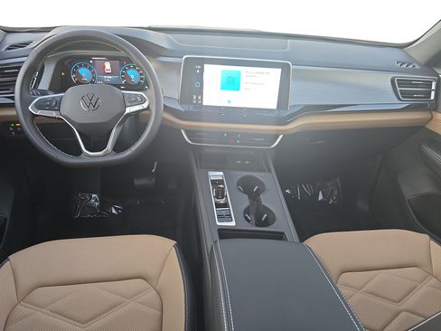 New 2025 Volkswagen Atlas Cross Sport SE image 9