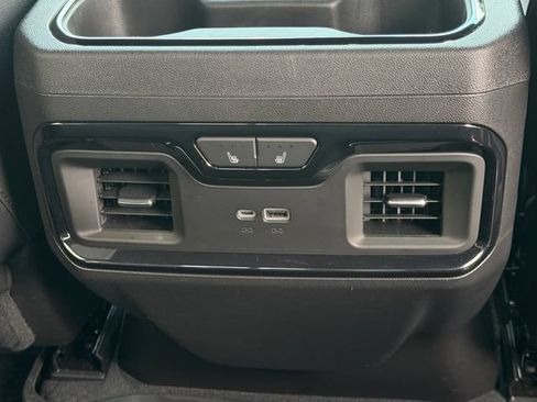 Used 2023 Chevrolet Silverado 1500 ZR2 w/ Technology Package AWD/4WD image 16
