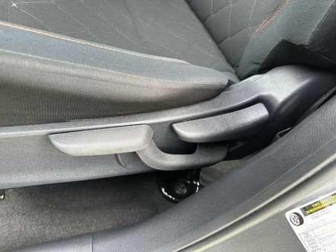 Used 2019 Nissan Kicks SR FWD image 16