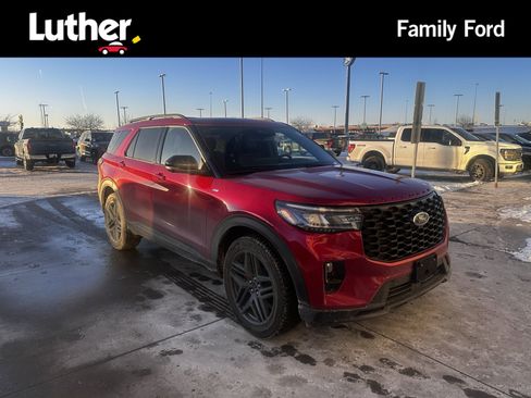 Used 2025 Ford Explorer ST-Line w/ Premium Package image 1