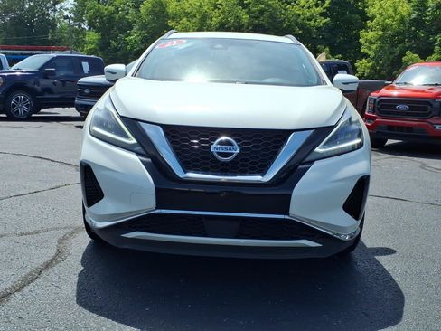 Used 2021 Nissan Murano S FWD image 2