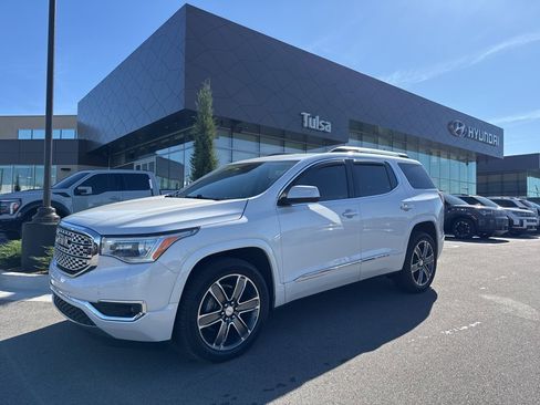 Used 2017 GMC Acadia Denali image 1