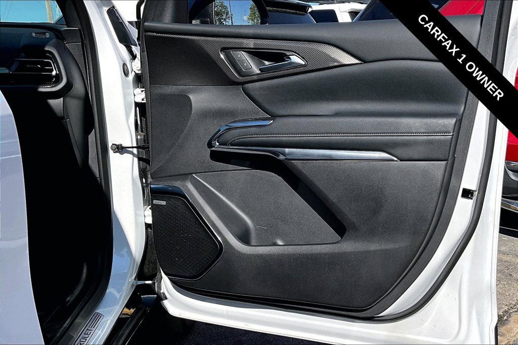 Used 2025 Chevrolet Traverse High Country FWD image 28