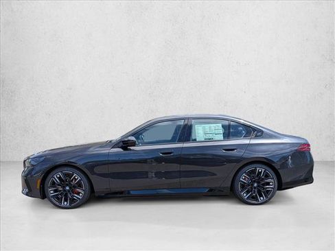 New 2026 BMW i5 M60 AWD/4WD image 9