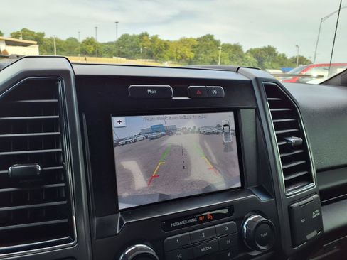 Used 2018 Ford F150 XLT w/ Equipment Group 302A Luxury RWD image 5