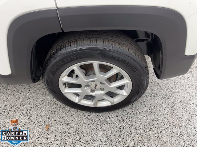 Used 2023 Jeep Renegade Latitude AWD/4WD image 11