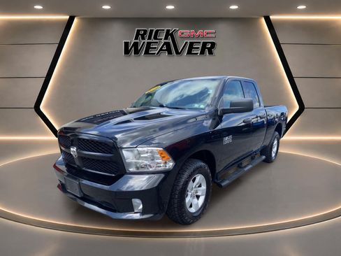 Used 2018 RAM 1500 Express AWD/4WD image 2