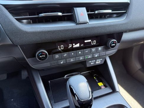 New 2026 Subaru Outback Premium AWD/4WD image 21