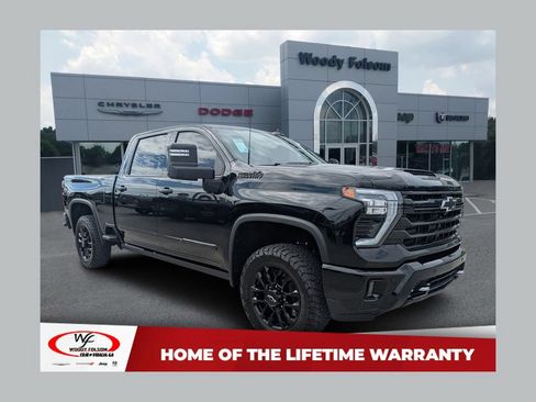 Used 2025 Chevrolet Silverado 2500 High Country w/ High Country Premium Package AWD/4WD image 1