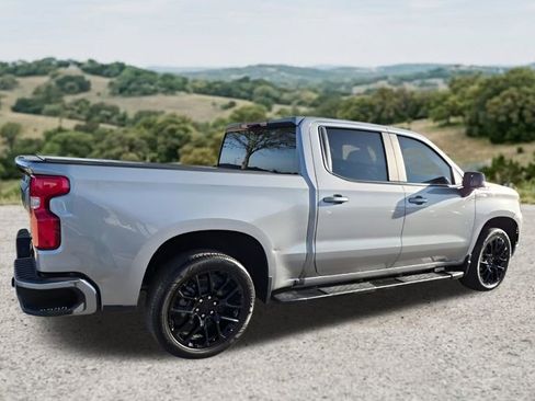 Used 2023 Chevrolet Silverado 1500 RST AWD/4WD image 9