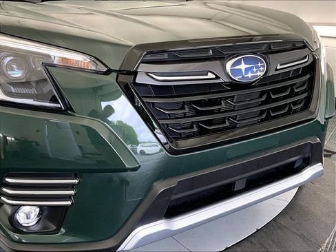 Used 2024 Subaru Forester Touring w/ POP Package 3 AWD/4WD image 30