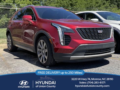 Used 2019 Cadillac XT4 Premium Luxury FWD image 1