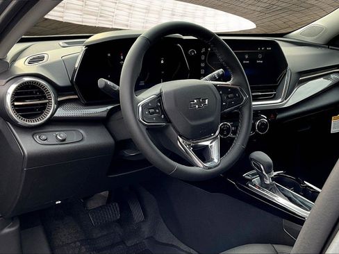 New 2026 Chevrolet Trax ACTIV w/ Sunroof Package image 7