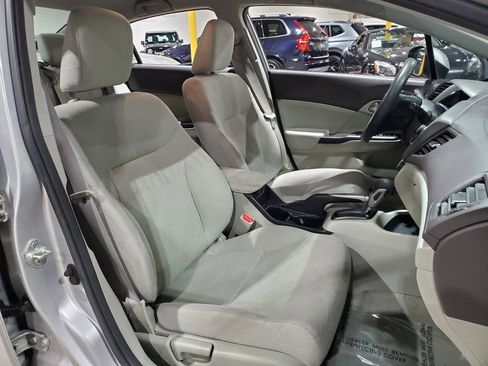 Used 2012 Honda Civic LX image 13