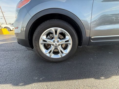 Used 2014 Ford Explorer Limited image 9