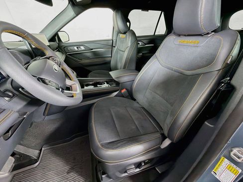 Used 2026 Ford Explorer Tremor w/ Tremor Convenience Package AWD/4WD image 2
