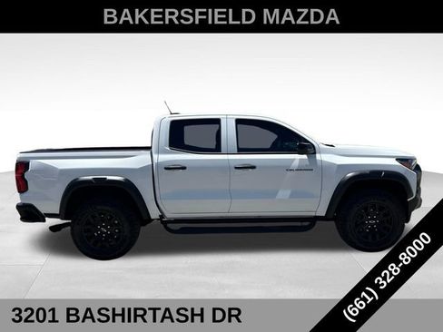 Used 2024 Chevrolet Colorado Trail Boss w/ Technology Package AWD/4WD image 8