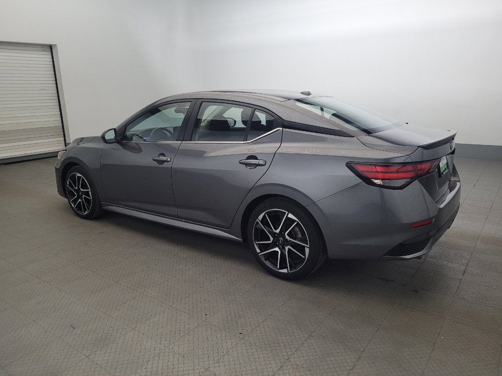 Used 2025 Nissan Sentra SR FWD image 3