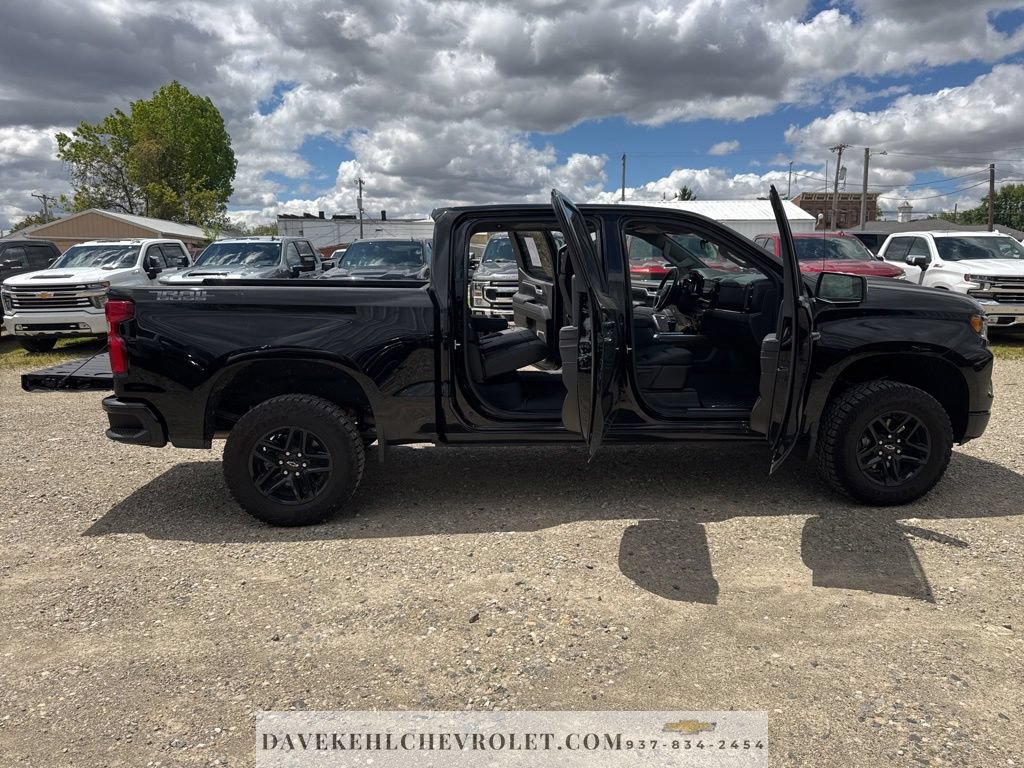 Used 2025 Chevrolet Silverado 1500 LT Trail Boss w/ LT Trail Boss Premium Package AWD/4WD image 54