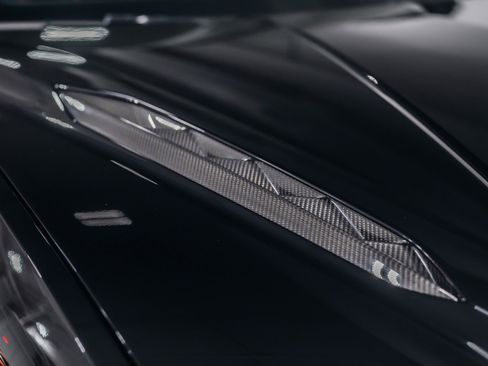 Used 2024 Lamborghini Urus Performante AWD/4WD image 39