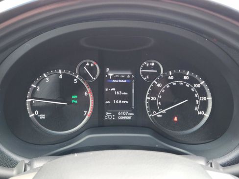 Used 2022 Lexus GX 460 Luxury w/ Off Road Package image 10