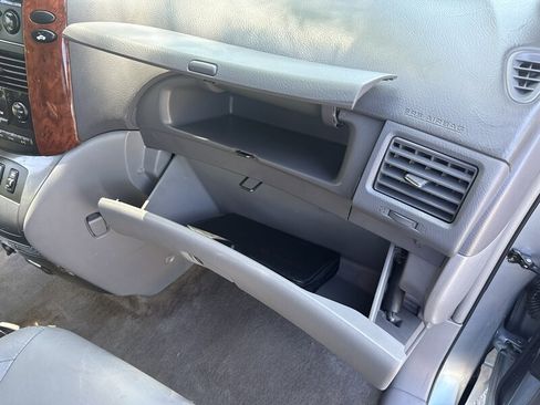 Used 2005 Toyota Sienna FWD image 26