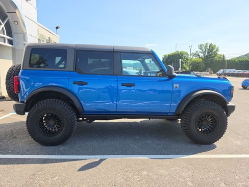 Used 2025 Ford Bronco Big Bend AWD/4WD image 2