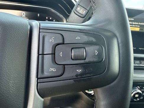 Used 2025 GMC Sierra 2500 SLT AWD/4WD image 22