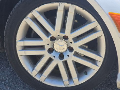 Used 2008 Mercedes-Benz C 300 4MATIC Sedan image 7
