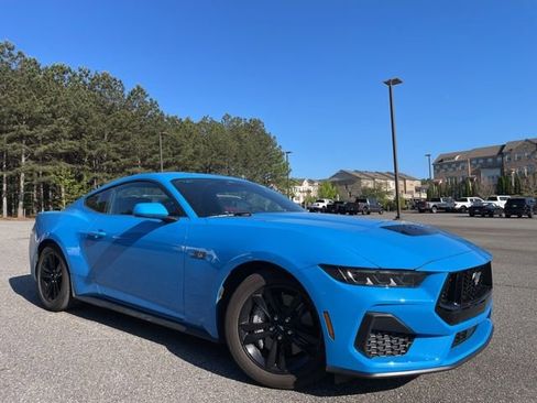 Used 2025 Ford Mustang GT image 1