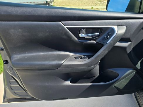 Used 2016 Nissan Altima 2.5 S w/ Power Driver Seat Package image 13