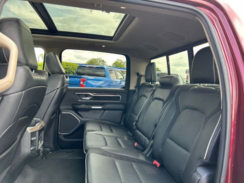 Used 2019 RAM 1500 Laramie AWD/4WD image 34
